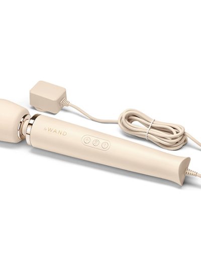 E28194 1 400x533 - Le Wand - Powerful Plug-In vibracijski masažer Cream