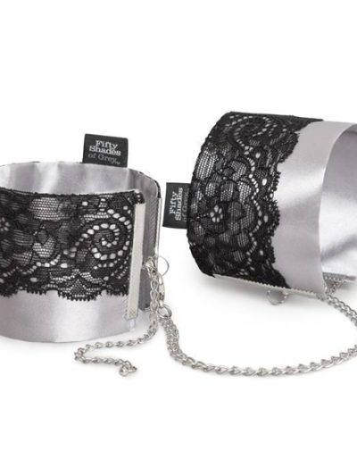 E31558 400x533 - Fifty Shades of Grey - Play Nice Satin & Lace Wrist Cuffs